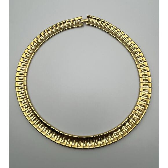 Gold Tone Choker Necklace 80s Egyptian Style Link Shiny Matte Collar Statement - Picture 2 of 8